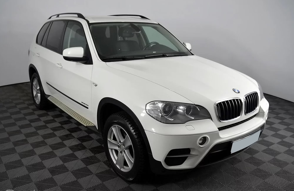 BMW X5 Белый 2011 год