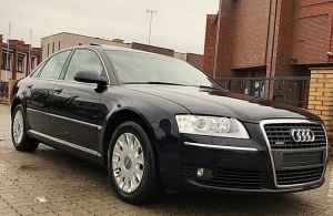 AUDI A8 D3